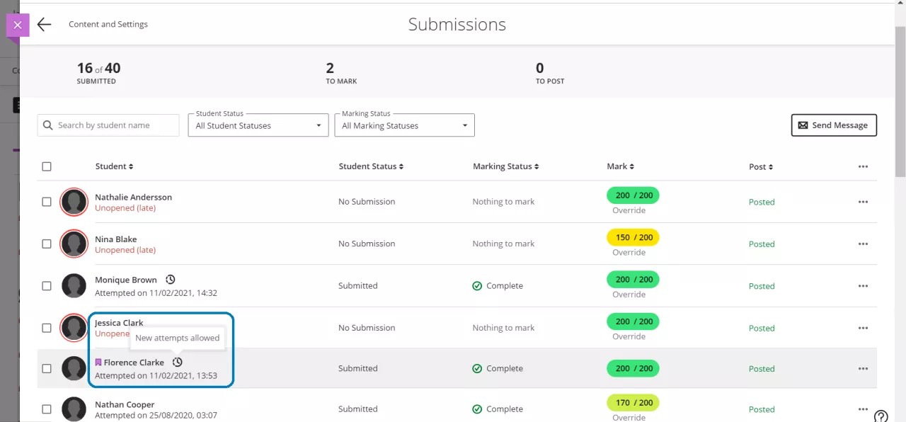 Eicon baner ar gyfer addasiadau ac eicon cloc ar gyfer eithriadau, mae'r ddau yn ymddangos wrth ymyl enw'r myfyriwr.