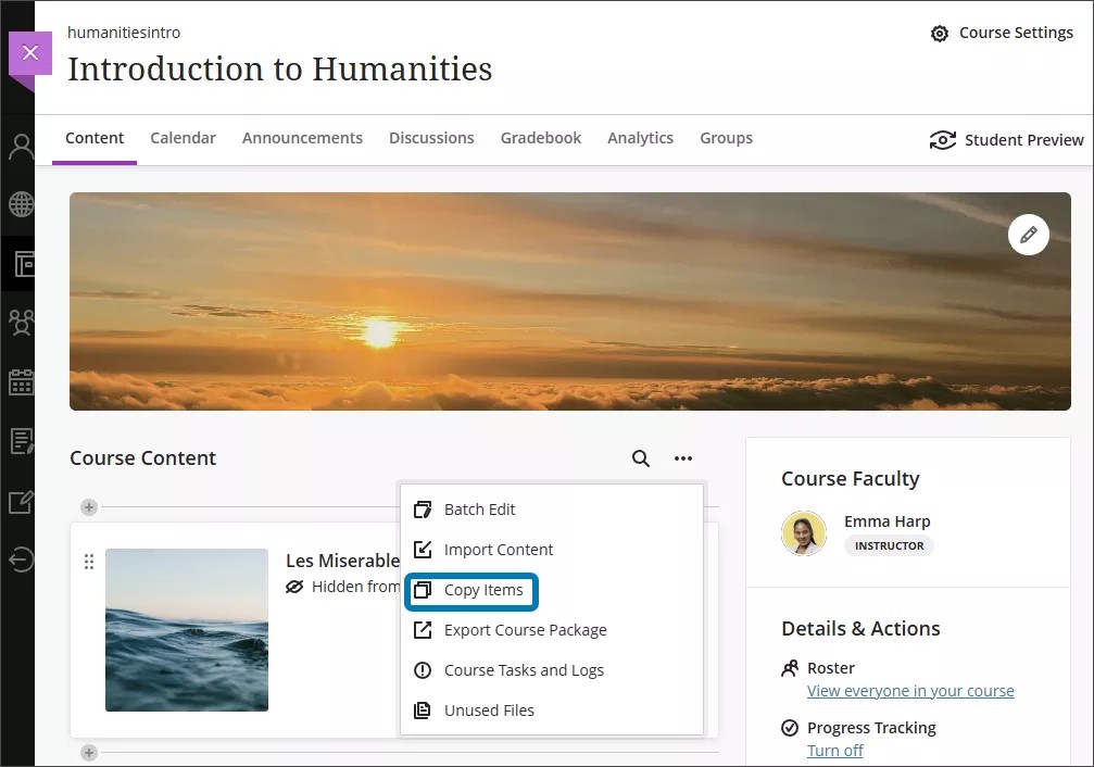Imagem do menu Mais opções na página Conteúdo do curso com Copiar itens destacado