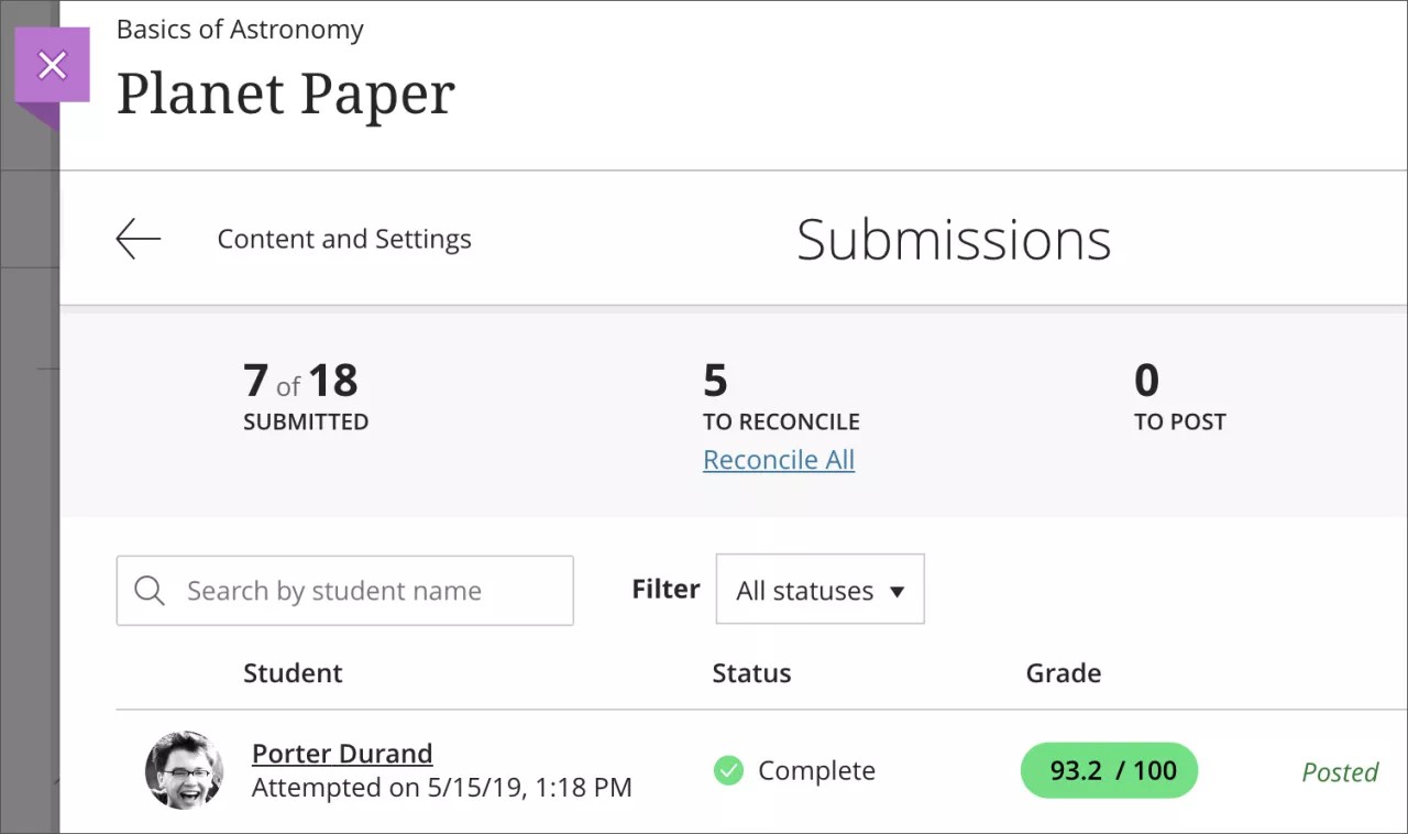 Un ejemplo de entrega está abierto y muestra el mensaje "Completo", 2) la calificación asignada de "93.2/100" y 3) el mensaje "Publicado" en la pantalla.